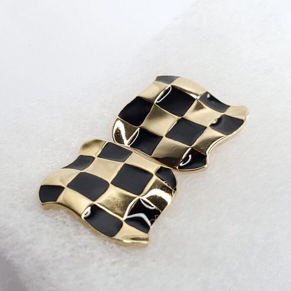Vintage Retro 80s Check Checker Board Flag Enamel Earrings Goldtone Black - Picture 2 of 3